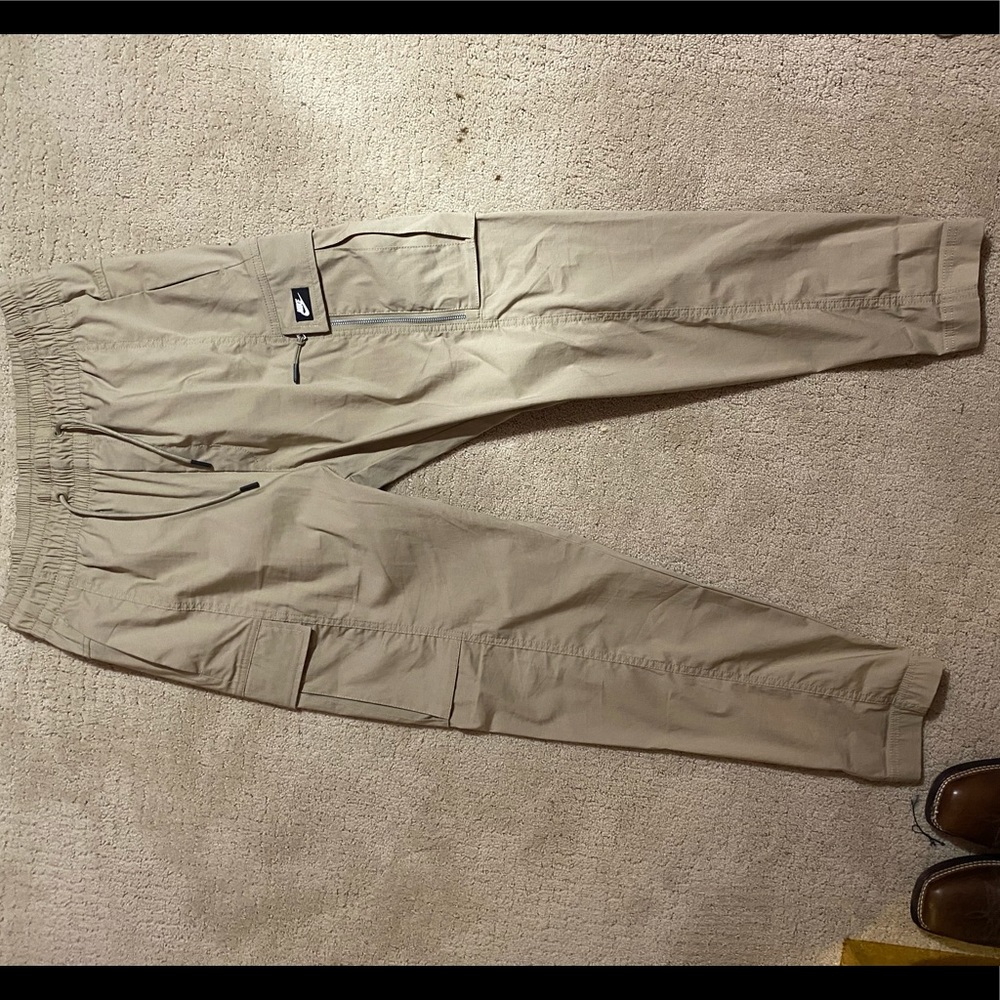 Nike Cargo Pants